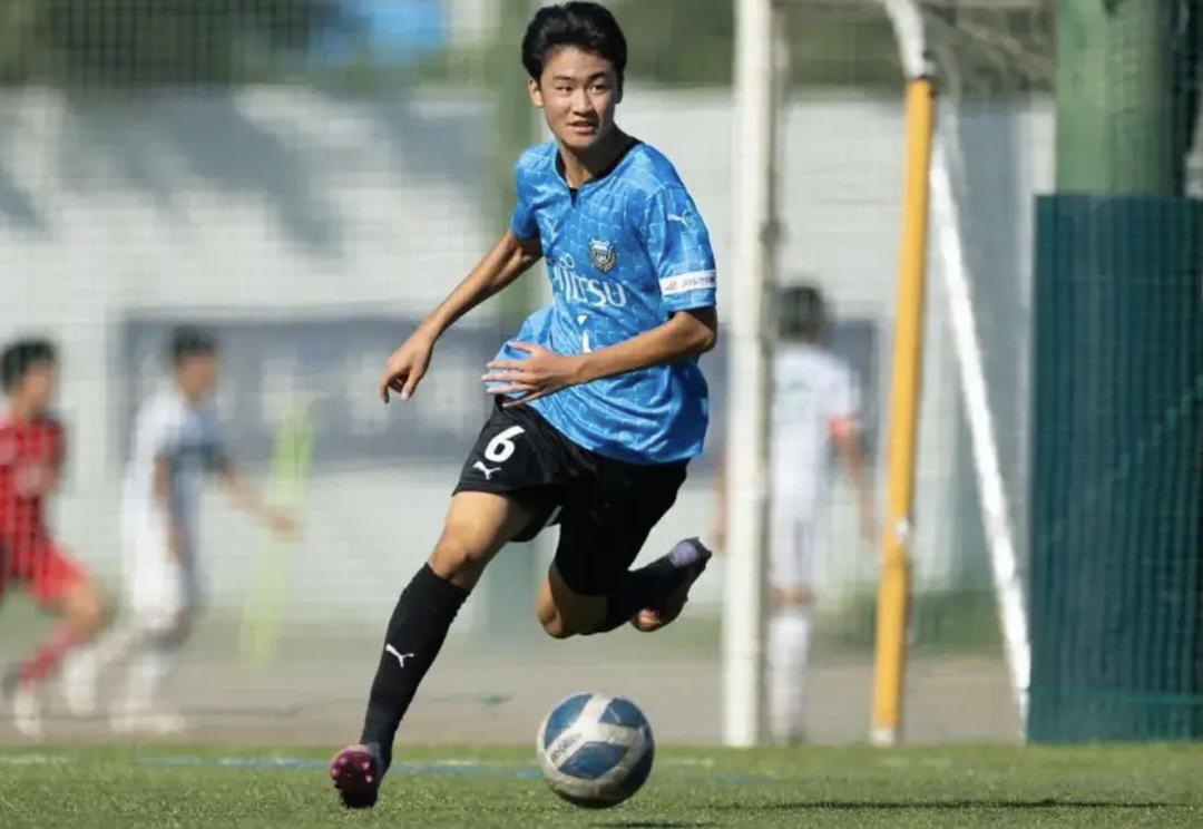 开云体育下载入口-关德晴归化日本观后感：19岁少年的选择，何以刺痛了谁的神经？